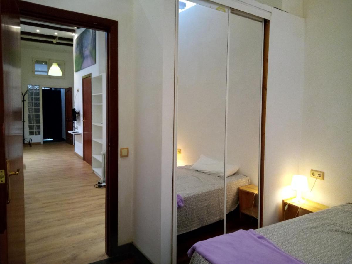Caterina look derecha Appartement Barcelona Buitenkant foto
