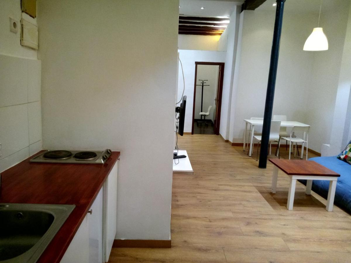 Caterina look derecha Appartement Barcelona Buitenkant foto