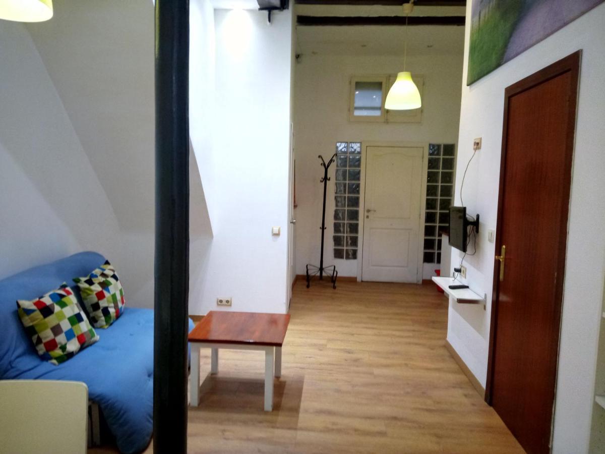 Caterina look derecha Appartement Barcelona Buitenkant foto